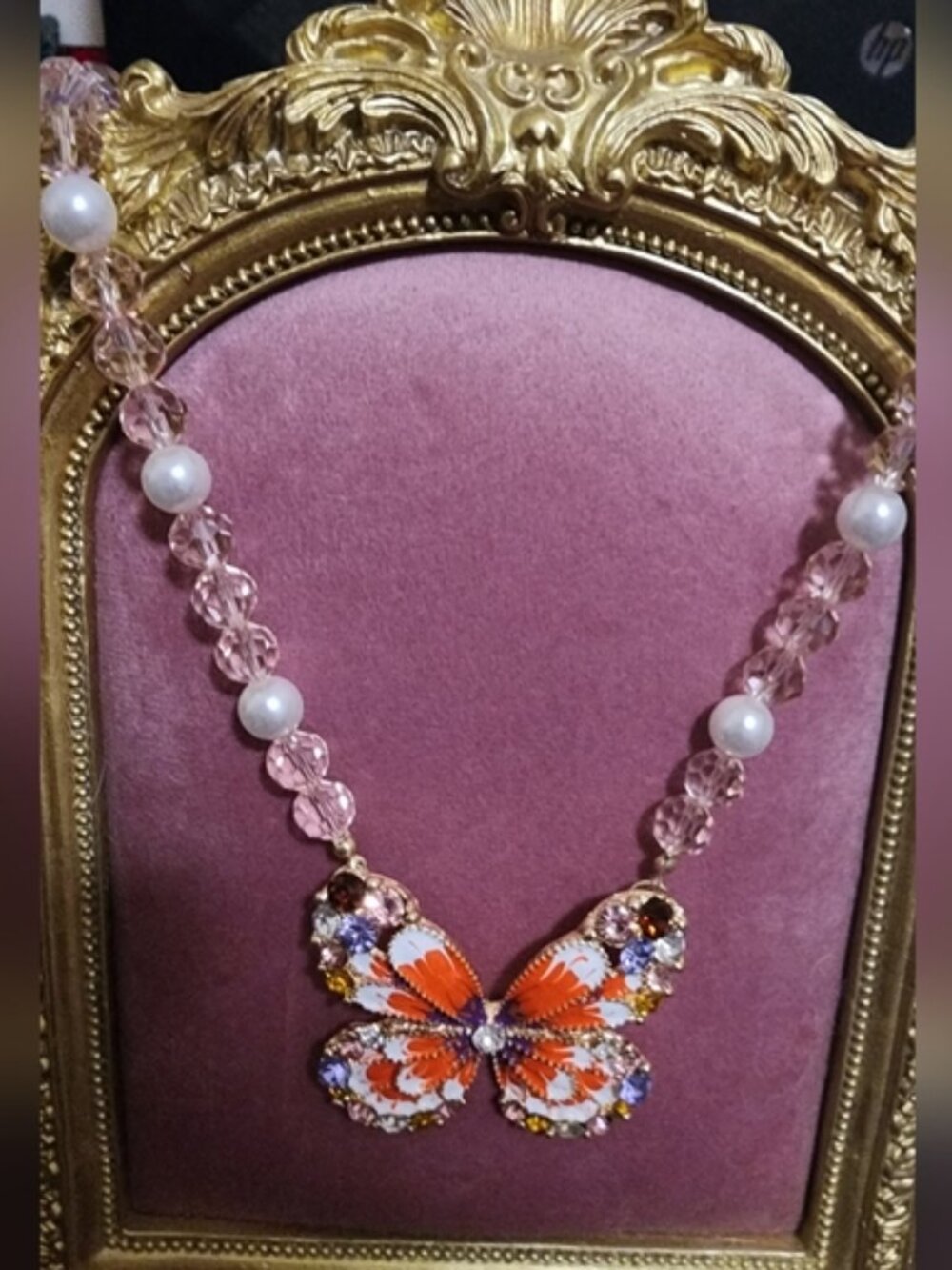 Beautiful Butterfly Rhinestone Necklace